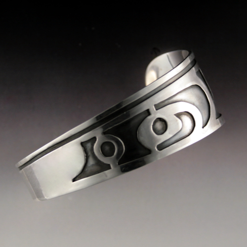 Click to view detail for MB-B1 Bracelet, Inuit, Sterling SIlver $920